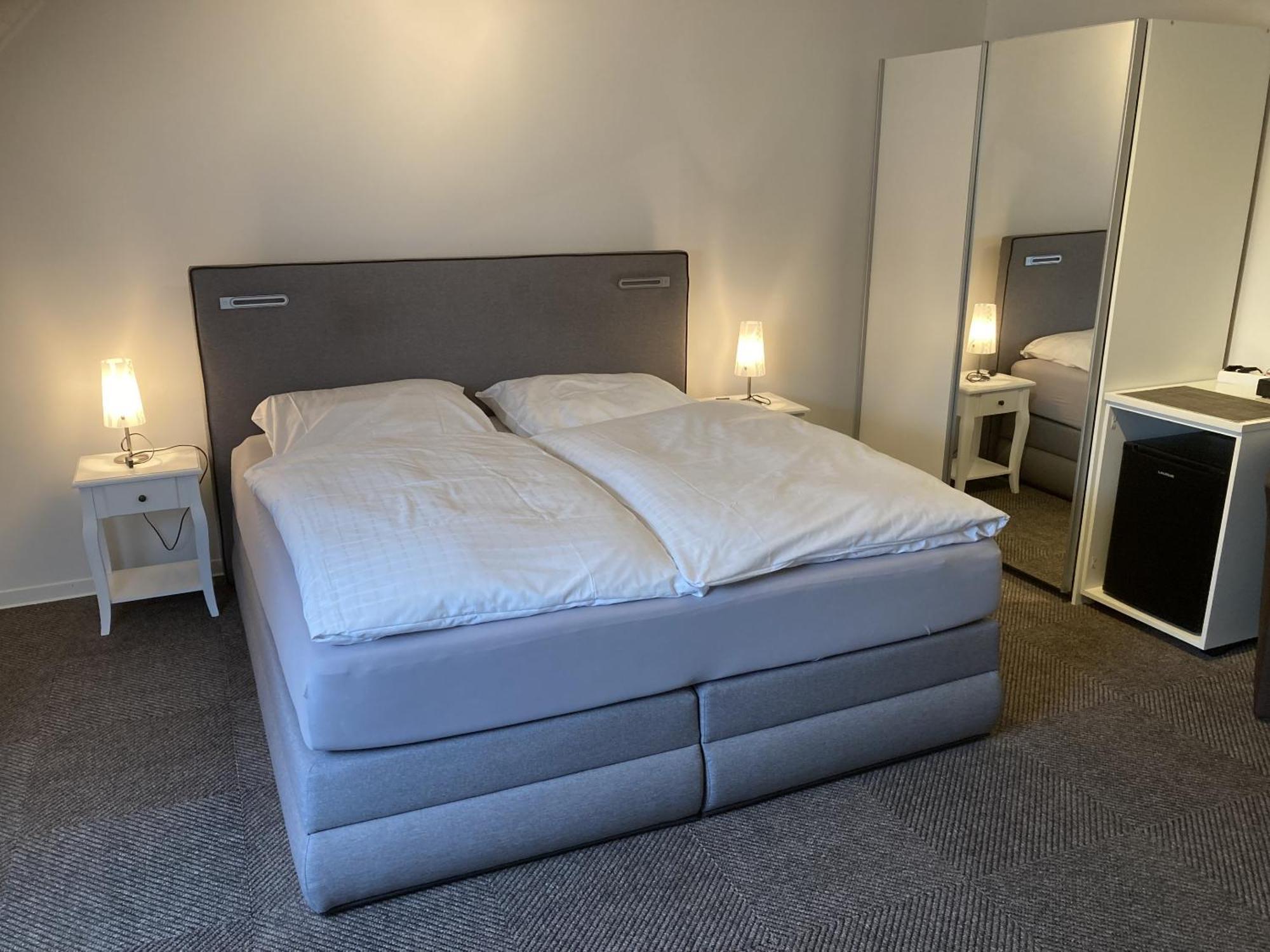 Huus Stoertebeker Bed and Breakfast Dornumersiel Værelse billede