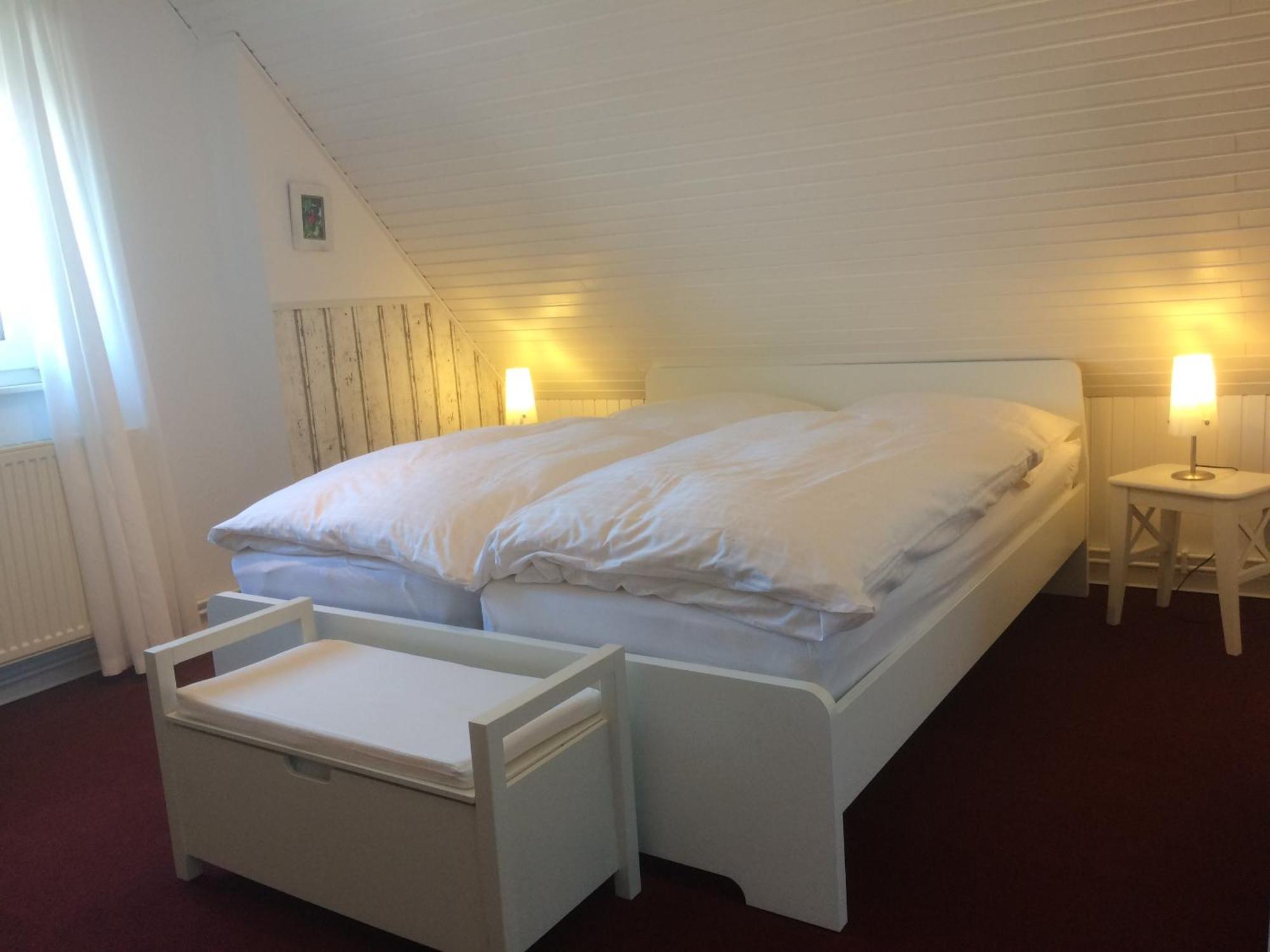 Huus Stoertebeker Bed and Breakfast Dornumersiel Værelse billede