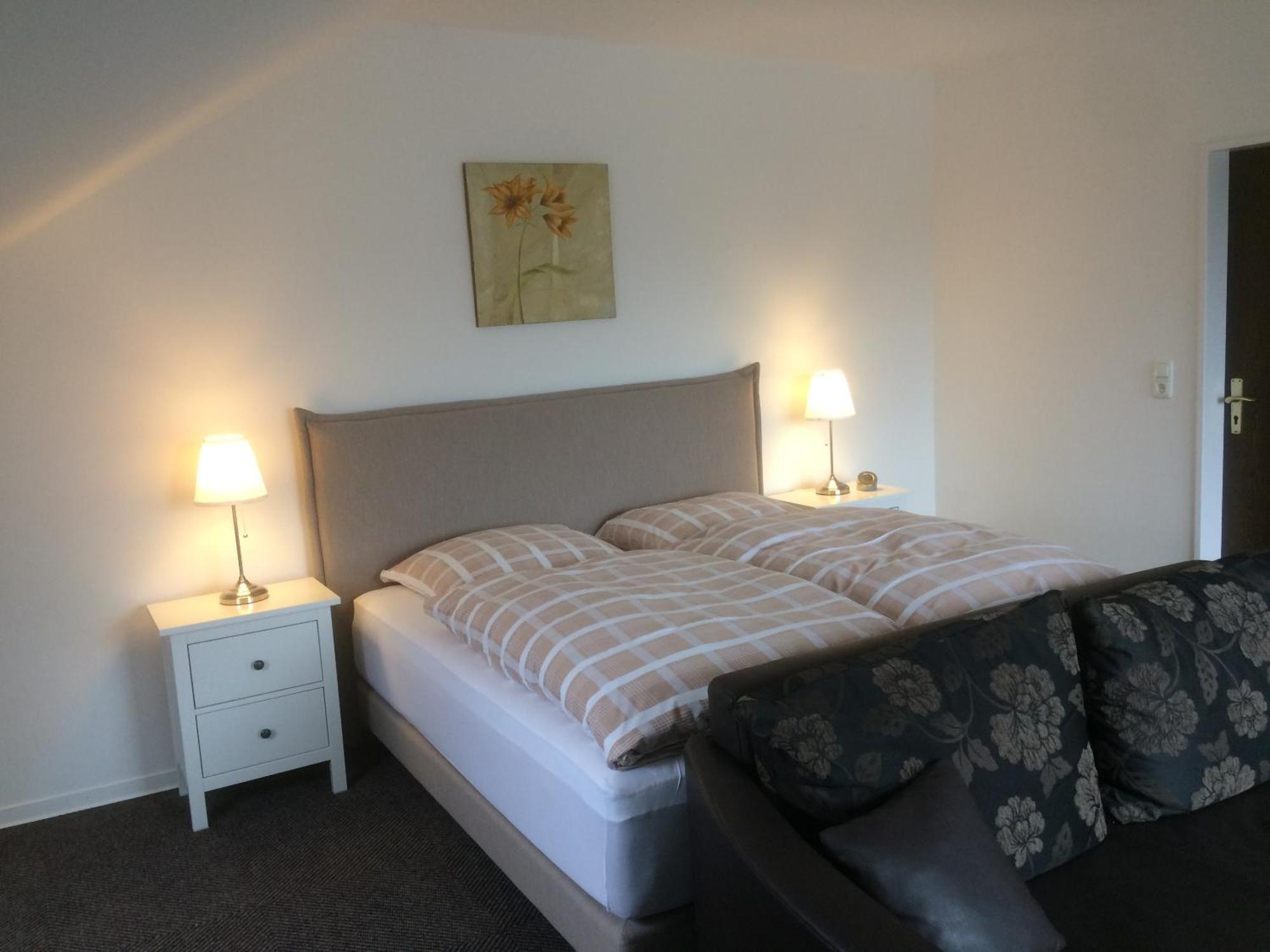 Huus Stoertebeker Bed and Breakfast Dornumersiel Værelse billede